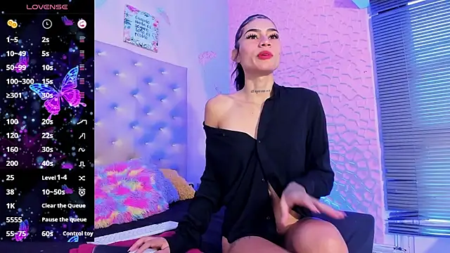 valen gill online show from 11/30/25, 02:54