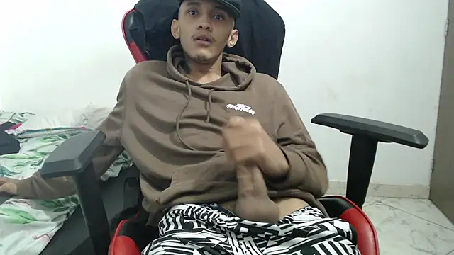 thebesthot online show from 12/01/25, 08:19