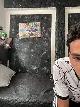 Snapshot of teencutee chatting on 11/13/25, 04:17 teencutee online show from 11/13/25, 04:17