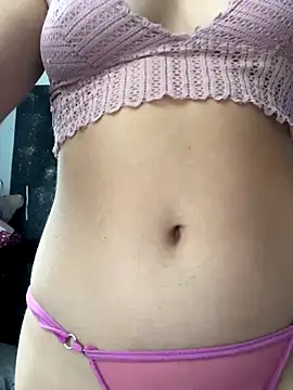 Snapshot of teencutee chatting on 11/17/25, 03:18 teencutee online show from 11/17/25, 03:18