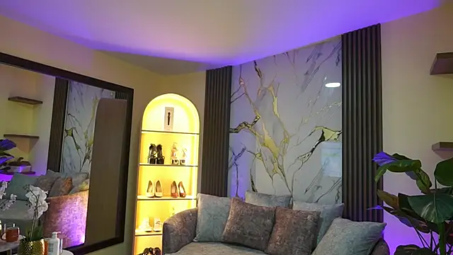 Snapshot of TessaaFox chatting on 02/21/26, 11:33 TessaaFox online show from 02/21/26, 11:33