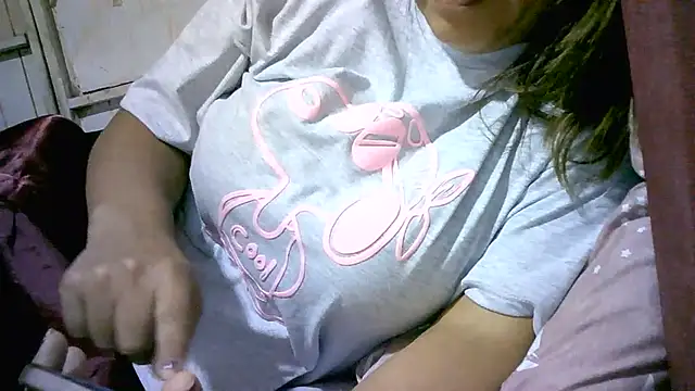 Zulreyna online show from 07/18/26, 04:27