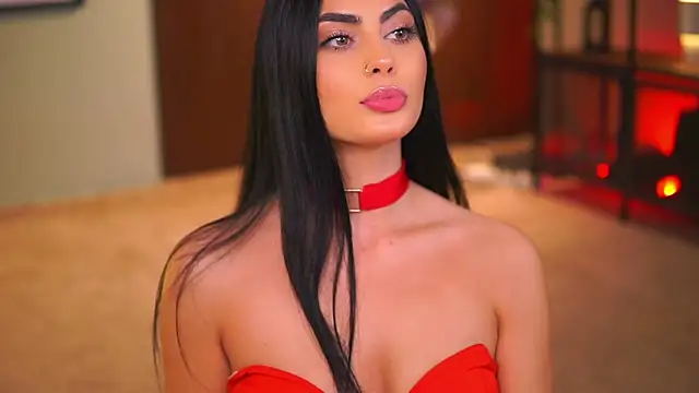 RavennaDArcy online show from 11/19/25, 08:31