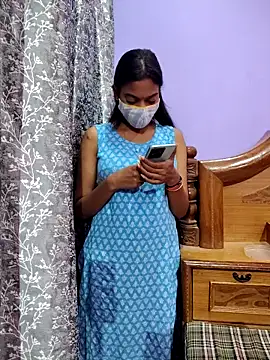 Student12th online show from 11/10/25, 05:01