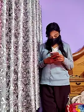 Student12th online show from 12/20/25, 04:47