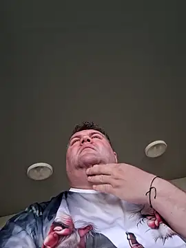 Snapshot of Grase44 chatting on 04/18/26, 05:17 Grase44 online show from 04/18/26, 05:17