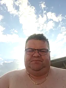 Snapshot of Grase44 chatting on 05/01/26, 03:38 Grase44 online show from 05/01/26, 03:38