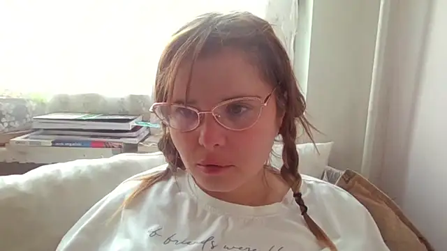 HornyElena online show from 12/16/25, 11:48