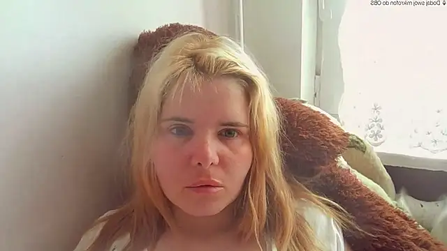 HornyElena online show from 05/13/26, 10:12