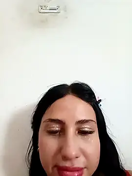 katalellahot03 online show from 11/18/25, 05:28