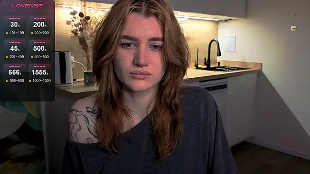 Snapshot of eshleeygreen chatting on 03/07/26, 09:56 eshleeygreen online show from 03/07/26, 09:56