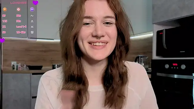 Snapshot of eshleeygreen chatting on 04/05/26, 05:54 eshleeygreen online show from 04/05/26, 05:54