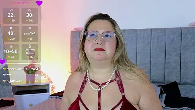 CurvyRosse  online show from 02/12/26, 12:05
