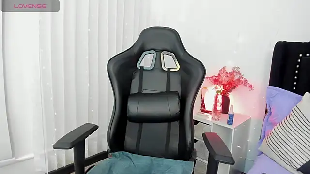 LuluuBerry online show from 01/13/26, 08:58