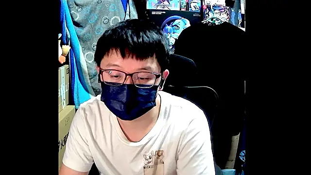 Snapshot of kk05483 chatting on 03/10/26, 04:45 kk05483 online show from 03/10/26, 04:45