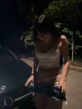 zevellez online show from 11/08/25, 02:34