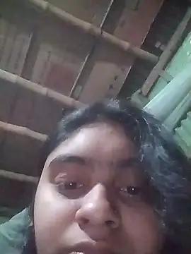 Snapshot of angelboudi0592 chatting on 03/11/26, 12:00 angelboudi0592 online show from 03/11/26, 12:00