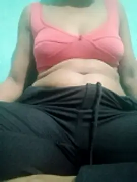 Snapshot of angelboudi0592 chatting on 04/25/26, 03:20 angelboudi0592 online show from 04/25/26, 03:20