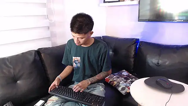 Tessachains 2  online show from 01/09/26, 03:59