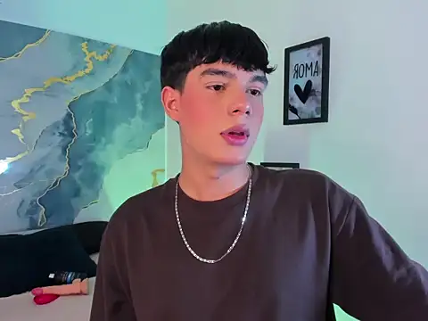 Isaac Kurtt online show from 12/04/25, 07:55