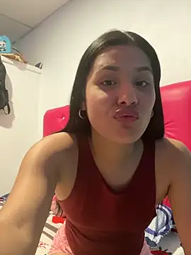 Snapshot of Chiquinquira3 chatting on 04/07/26, 03:51 Chiquinquira3 online show from 04/07/26, 03:51