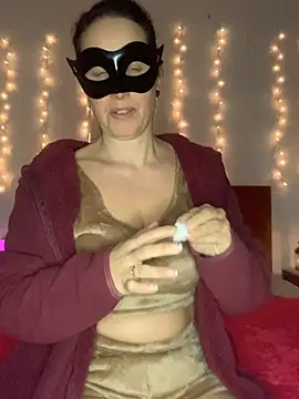 massagistahotbrunette online show from 01/16/26, 09:52