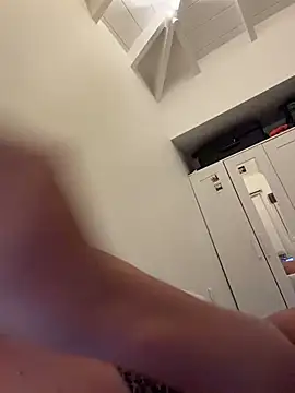 lounaaxangel online show from 04/12/26, 05:07