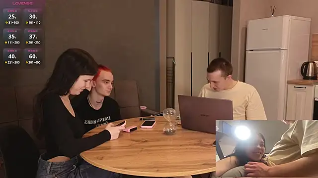 Snapshot of notaswingers chatting on 11/08/25, 11:14 notaswingers online show from 11/08/25, 11:14