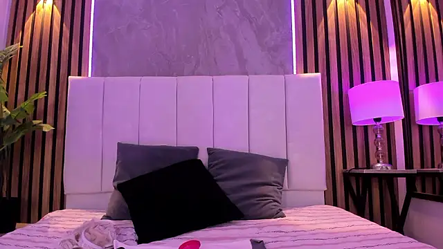 Carlotta de velour online show from 03/09/26, 03:10