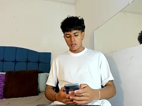 Valentino Lane online show from 01/07/26, 02:14