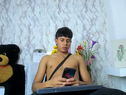 Valentino Lane online show from 03/02/26, 02:03