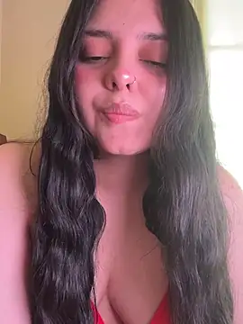 Snapshot of candicewest_ chatting on 05/02/26, 05:07 candicewest online show from 05/02/26, 05:07