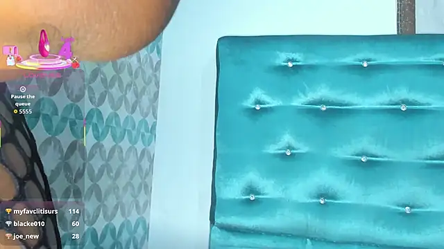 Tamaramilleer online show from 12/19/25, 03:41