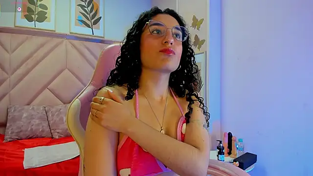 DemiJones  online show from 12/02/25, 04:07