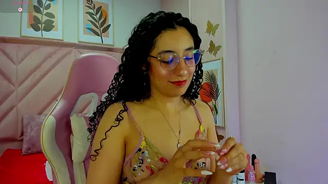 DemiJones  online show from 12/05/25, 04:21