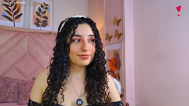Snapshot of DemiJones_ chatting on 05/30/26, 05:15 DemiJones online show from 05/30/26, 05:15