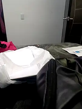 Snapshot of crazy_penis chatting on 11/27/25, 06:54 crazy penis online show from 11/27/25, 06:54