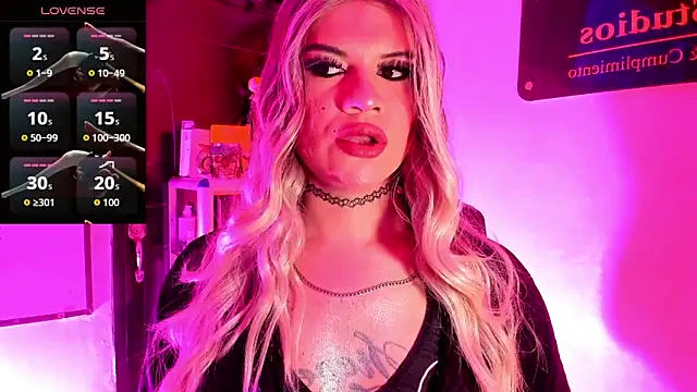 Snapshot of mistressparty chatting on 03/29/26, 03:45 mistressparty online show from 03/29/26, 03:45