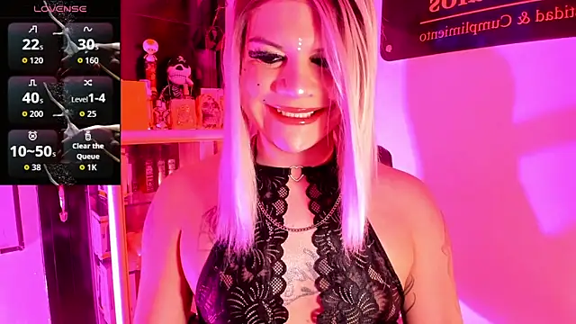 Snapshot of mistressparty chatting on 04/05/26, 09:17 mistressparty online show from 04/05/26, 09:17