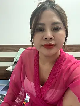 hellela-a online show from 11/11/25, 06:08