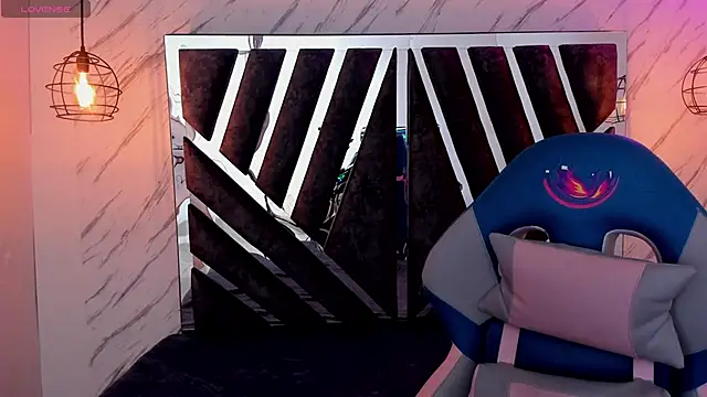 Dulcinea77  online show from 11/10/25, 07:57