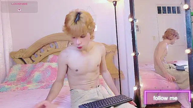 Bay freedo online show from 04/01/26, 04:02