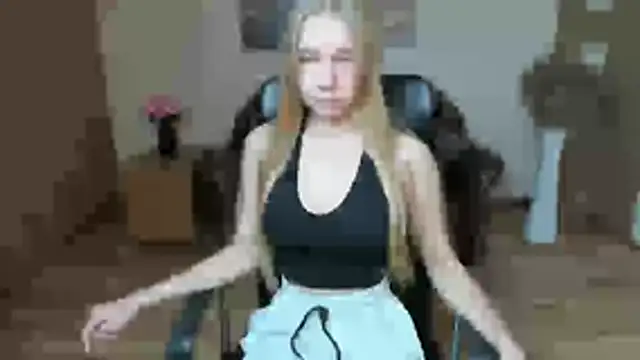 Snapshot of Eva_Morettis chatting on 11/08/25, 01:33 Eva Morettis online show from 11/08/25, 01:33