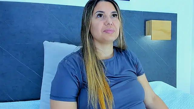 Andhrea Vale online show from 03/03/26, 11:49