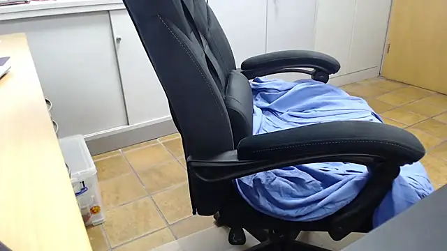 Snapshot of dwtsteffi50 chatting on 03/27/26, 10:26 dwtsteffi50 online show from 03/27/26, 10:26