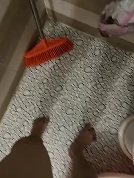 Snapshot of Dunglpk chatting on 11/17/25, 12:44 Dunglpk online show from 11/17/25, 12:44