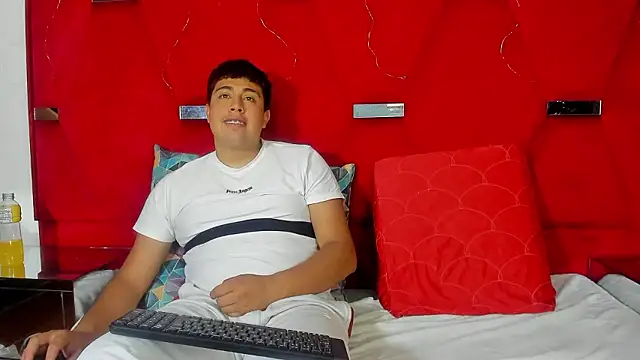 Emmaanddarling online show from 01/16/26, 03:27