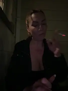 pervimilf online show from 12/23/25, 12:08