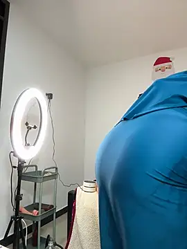 sweetmuslim01 online show from 01/04/25, 02:46