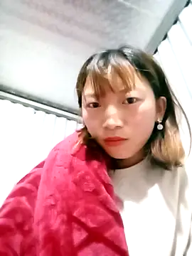 julybi online show from 11/17/25, 09:42